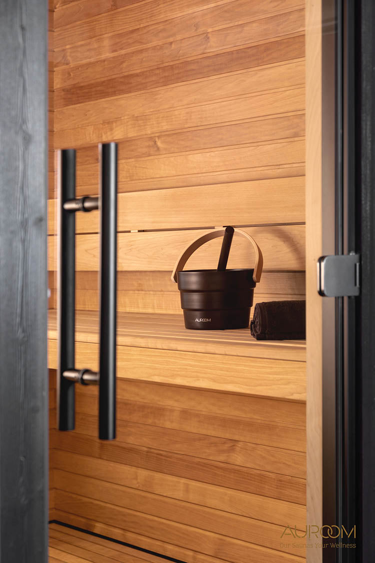 Auroom Garda 6 Person Outdoor Traditional Sauna