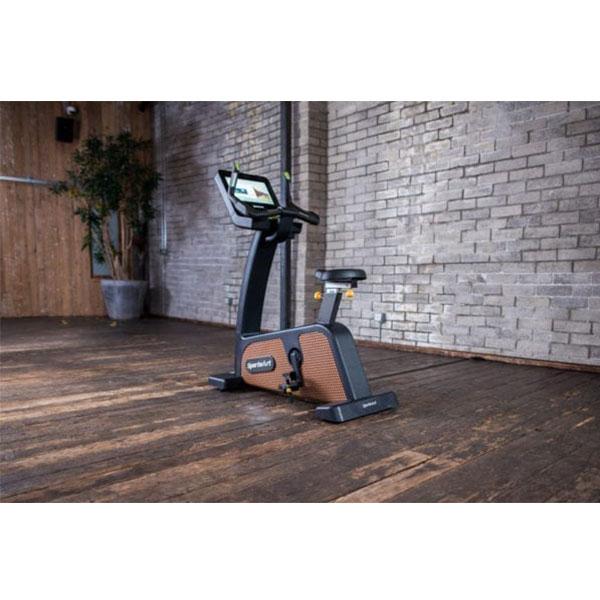 SportsArt C576U Status Senza Upright Bike-16"