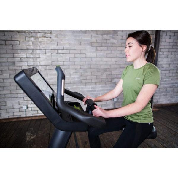 SportsArt C576U Status Senza Upright Bike-16"