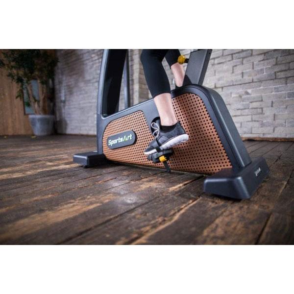 SportsArt C576U Status Senza Upright Bike-16"