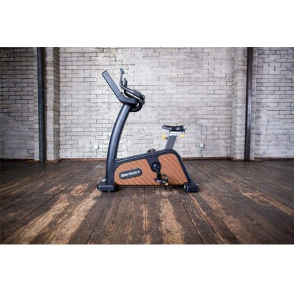 SportsArt C576U Status Senza Upright Bike-16"