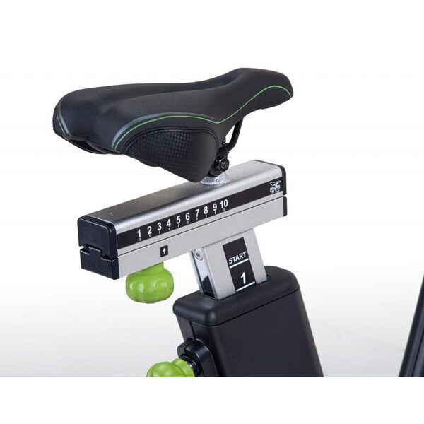 SportsArt G516 Eco-Powr Indoor Bike